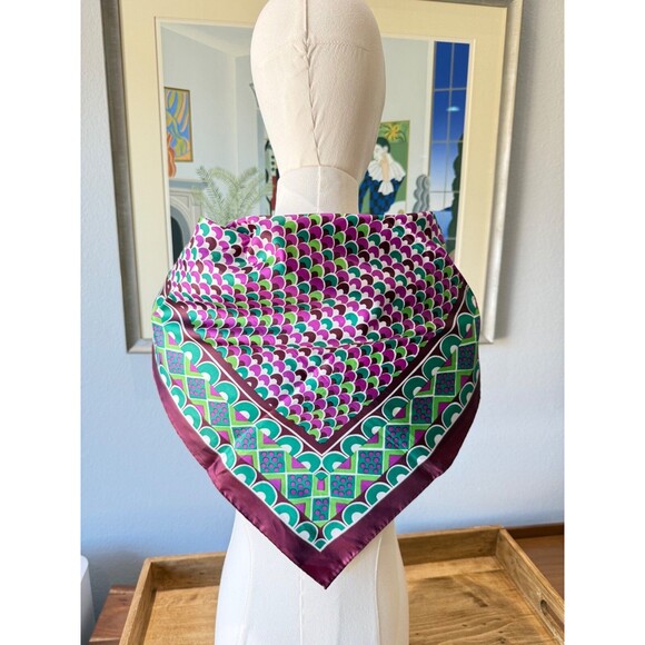 Vintage Sillook Geometric Scarf Green and‎ Purple Scallops Made in Japan 27" - Picture 1 of 15